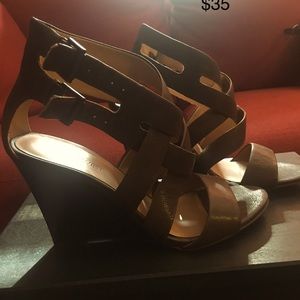 Nine west leather wedges